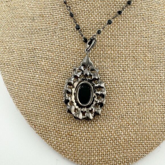 Vintage Monet Necklace Black Pendant Silver Tone Chain Goth Emo Regency Coquette - Picture 8 of 9